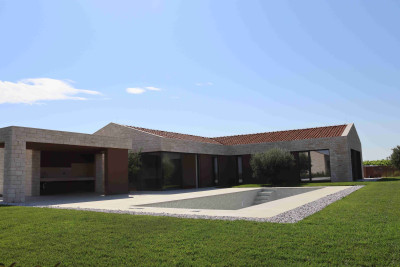 Vila u Brtonigli - u izgradnji